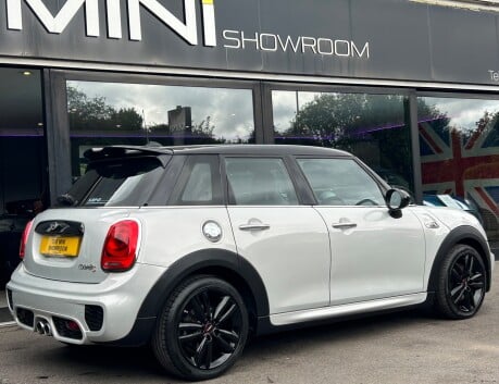 Mini Hatch Cooper S 2.0 Chili / Media XL / JCW Sport 5 door - DEPOSIT TAKEN 2