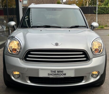 Mini Countryman Cooper 1.6 Chili 5 door -- DEPOSIT TAKEN 6