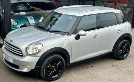 Mini Countryman Cooper 1.6 Chili 5 door -- DEPOSIT TAKEN 9