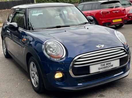 Mini Hatch Cooper 1.5 Pepper 3 door + VISUAL BOOST TUNER + MINI CONNECTED 12