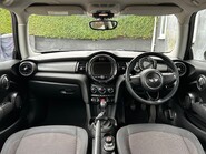 Mini Hatch Cooper 1.5 Pepper 3 door + VISUAL BOOST TUNER + MINI CONNECTED 6