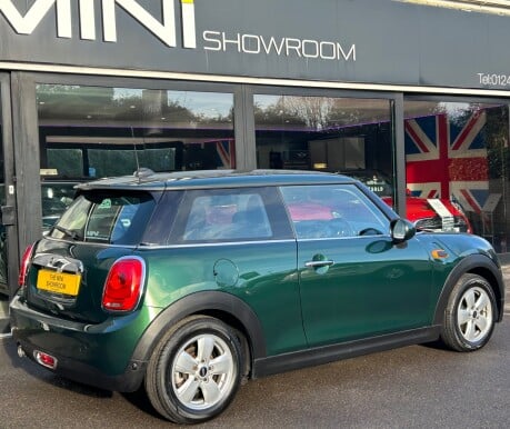 Mini Hatch One 1.2 Pepper 3 door + LOUNGE LEATHER - HEATED SEATS - PDC 2