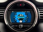 Mini Hatch Cooper S 2.0 Classic Comfort / Navigation packs - SAT NAV - CAR PLAY 13