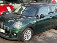 Mini Hatch Cooper 1.5 Chili / Media XL 3 door + PRO SAT NAV + MINI CONNECTED 9