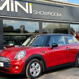 Mini Hatch Cooper 1.5 Media XL 3 door - DEPOSIT TAKEN