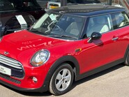 Mini Hatch Cooper 1.5 Automatic Pepper 3 door + LOUNGE LEATHER + PARK ASSISTANT 9