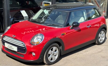 Mini Hatch Cooper 1.5 Automatic Pepper 3 door + LOUNGE LEATHER + PARK ASSISTANT 9