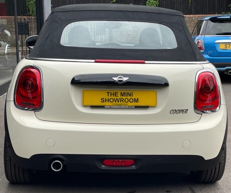 Mini Convertible Cooper 1.5 Chili + HEATED SEATS + 17" UPGRADE ALLOYS + VISUAL BOOST 5