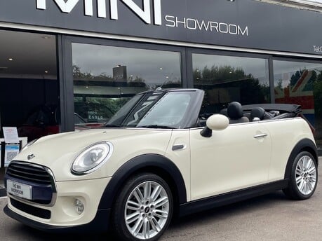 Mini Convertible Cooper 1.5 Chili + HEATED SEATS + 17" UPGRADE ALLOYS + VISUAL BOOST 