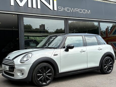 Mini Hatch Cooper 1.5 Chili 5 door + VISUAL BOOST TUNER + CONNECTED