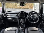 Mini Hatch Cooper 1.5 Chili 5 door + VISUAL BOOST TUNER + CONNECTED 11