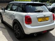 Mini Hatch Cooper 1.5 Chili 5 door + VISUAL BOOST TUNER + CONNECTED 15