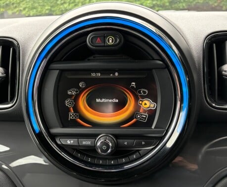Mini Countryman Cooper ALL4 1.5 Chili / Media 5 door - SAT NAV - HEATED SEATS 13
