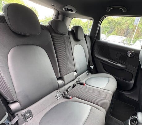 Mini Countryman Cooper ALL4 1.5 Chili / Media 5 door - SAT NAV - HEATED SEATS 5