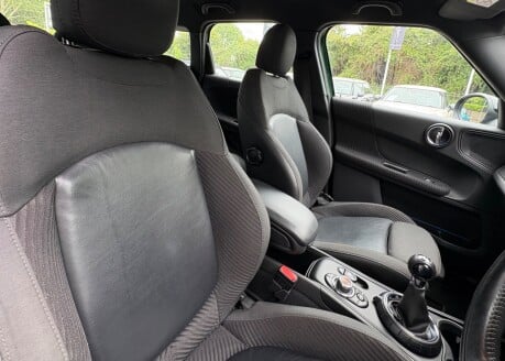 Mini Countryman Cooper ALL4 1.5 Chili / Media 5 door - SAT NAV - HEATED SEATS 4