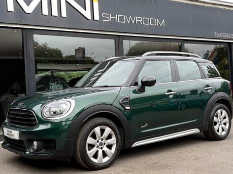 Mini Countryman Cooper ALL4 1.5 Chili / Media 5 door - SAT NAV - HEATED SEATS