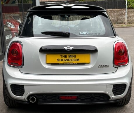 Mini Hatch Cooper 1.5 JCW Sport 3 door - DAB VISUAL BOOST TUNER - REAR PDC 7