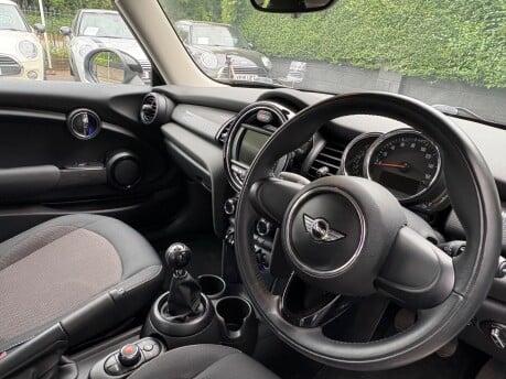 Mini Hatch Cooper 1.5 JCW Sport 3 door - DAB VISUAL BOOST TUNER - REAR PDC 3