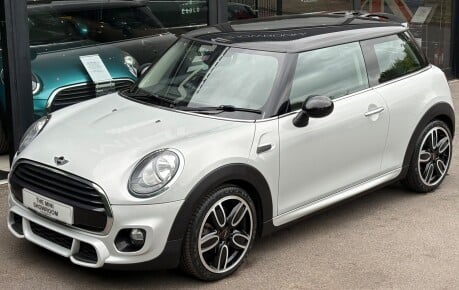 Mini Hatch Cooper 1.5 JCW Sport 3 door - DAB VISUAL BOOST TUNER - REAR PDC 9