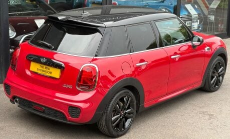 Mini Hatch Cooper 1.5 JCW Sport Comfort / Navigation 5 door - FULL LEATHER - SAT NAV 10