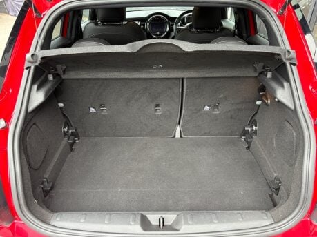 Mini Hatch Cooper 1.5 JCW Sport Comfort / Navigation 5 door - FULL LEATHER - SAT NAV 8