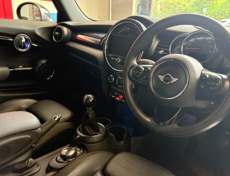 Mini Hatch Cooper S 2.0 Chili / Media XL 3 door + FULL LEATHER - SAT NAV - HEAD-UP 3