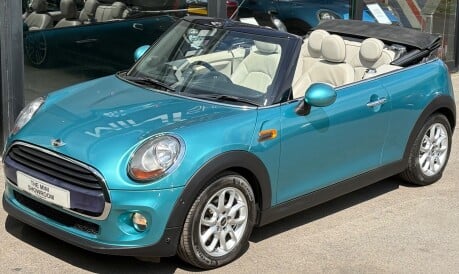 Mini Convertible Cooper 1.5 Automatic Pepper / Media XL - DEPOSIT TAKEN 10