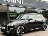 Mini Hatch Cooper 1.5 Sport 5 door - JCW PACKS + VISUAL BOOST TUNER + HALF LEATHER