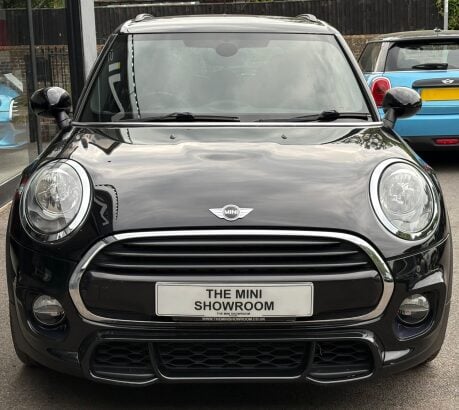 Mini Hatch Cooper 1.5 Sport 5 door - JCW PACKS + VISUAL BOOST TUNER + HALF LEATHER 6