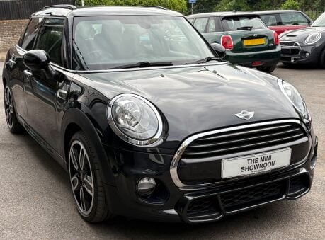 Mini Hatch Cooper 1.5 Sport 5 door - JCW PACKS + VISUAL BOOST TUNER + HALF LEATHER 14