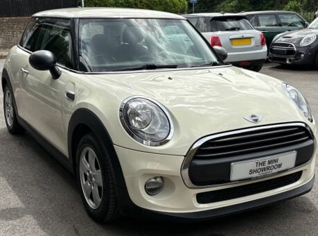 Mini Hatch One 1.2 Pepper 3 door + DAB VISUAL BOOST + MINI CONNECTED 14