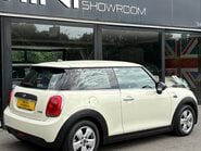 Mini Hatch One 1.2 Pepper 3 door + DAB VISUAL BOOST + MINI CONNECTED 2