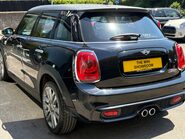 Mini Hatch Cooper S 2.0 Seven Edition Chili / Media XL 5 door - PROFESSIONAL SAT NAV 15