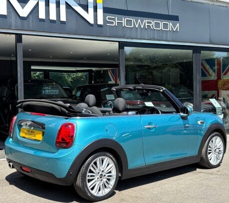 Mini Convertible Cooper 1.5 Steptronic Automatic Chili / Media - SAT NAV + HEATED SEATS 2