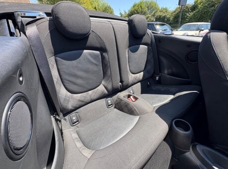 Mini Convertible Cooper 1.5 Steptronic Automatic Chili / Media - SAT NAV + HEATED SEATS 5