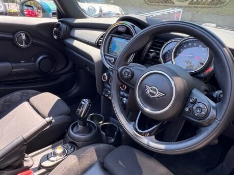 Mini Convertible Cooper 1.5 Steptronic Automatic Chili / Media - SAT NAV + HEATED SEATS 3
