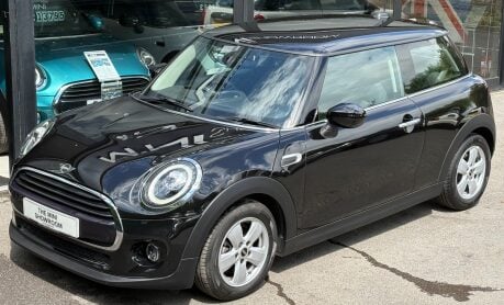 Mini Hatch Cooper 1.5 Steptronic Automatic Classic Comfort Navigation 3 door - SAT NAV 9