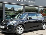 Mini Hatch Cooper 1.5 Steptronic Automatic Classic Comfort Navigation 3 door - SAT NAV