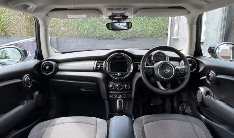 Mini Hatch Cooper 1.5 Steptronic Automatic Classic Comfort Navigation 3 door - SAT NAV 11