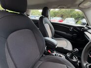 Mini Hatch Cooper 1.5 Steptronic Automatic Classic Comfort Navigation 3 door - SAT NAV 4