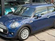 Mini Hatch Cooper 1.5 Chili / Media XL 3 door + PRO SAT NAV + REAR PDC 9