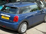 Mini Hatch Cooper 1.5 Chili / Media XL 3 door + PRO SAT NAV + REAR PDC 10