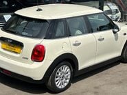 Mini Hatch Cooper 1.5 Chili / Media XL 5 door + LOUNGE LEATHER + SAT NAV 10