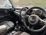 Mini Hatch Cooper 1.5 Chili / Media XL 3 door - PROFESSIONAL SAT NAV + CONNECTED XL 3