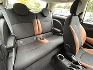 Mini Hatch One 1.6 Automatic Pepper + HALF LEATHER + CLIMATE 5
