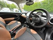 Mini Hatch One 1.6 Automatic Pepper + HALF LEATHER + CLIMATE 3