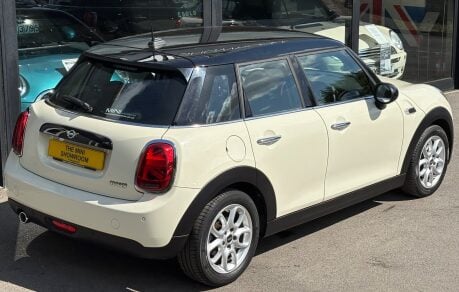 Mini Hatch Cooper 1.5 Pepper Navigation Pack 5 door - SAT NAV + SMARTPHONE INTEGRATION 10