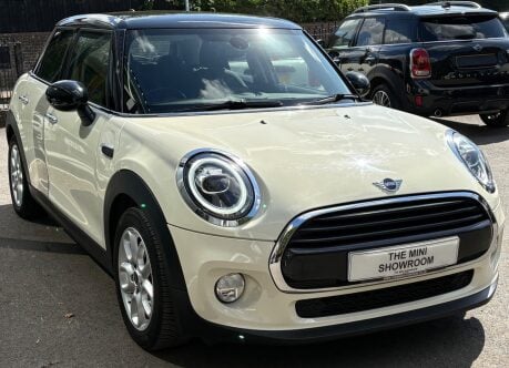 Mini Hatch Cooper 1.5 Pepper Navigation Pack 5 door - SAT NAV + SMARTPHONE INTEGRATION 9