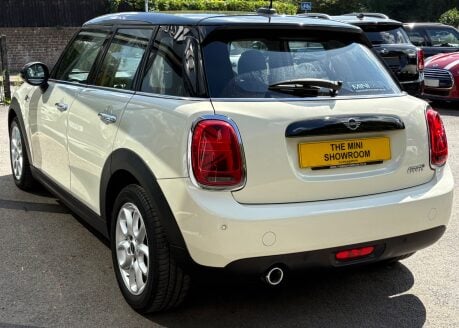 Mini Hatch Cooper 1.5 Pepper Navigation Pack 5 door - SAT NAV + SMARTPHONE INTEGRATION 16