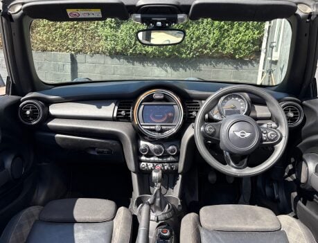 Mini Convertible Cooper 1.5 Chili + VISUAL BOOST TUNER + REVERSING CAMERA 13